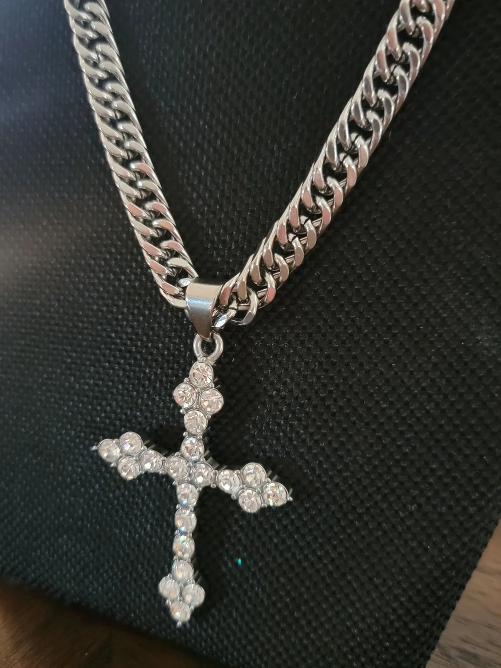 Sterling Silver Crystal Cross Pendant Steinless Steelchain23